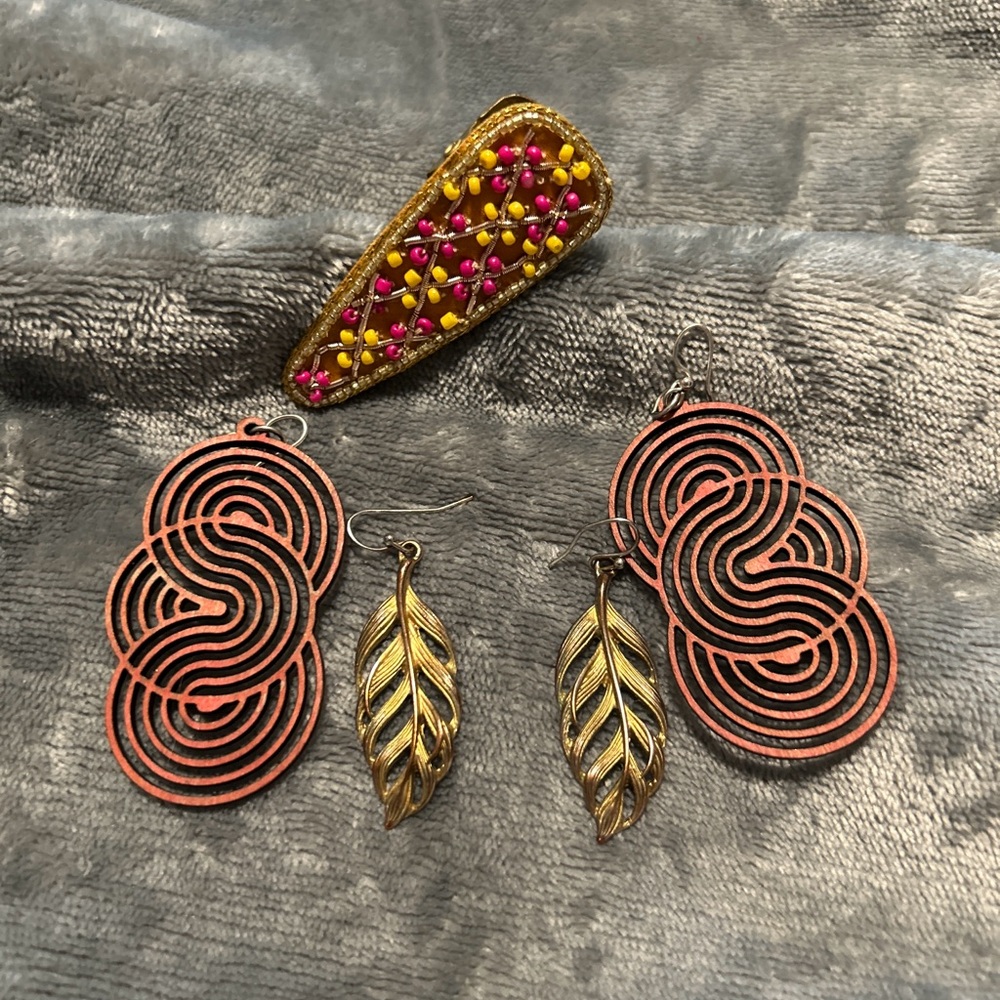 Boho earrings and hair clip set